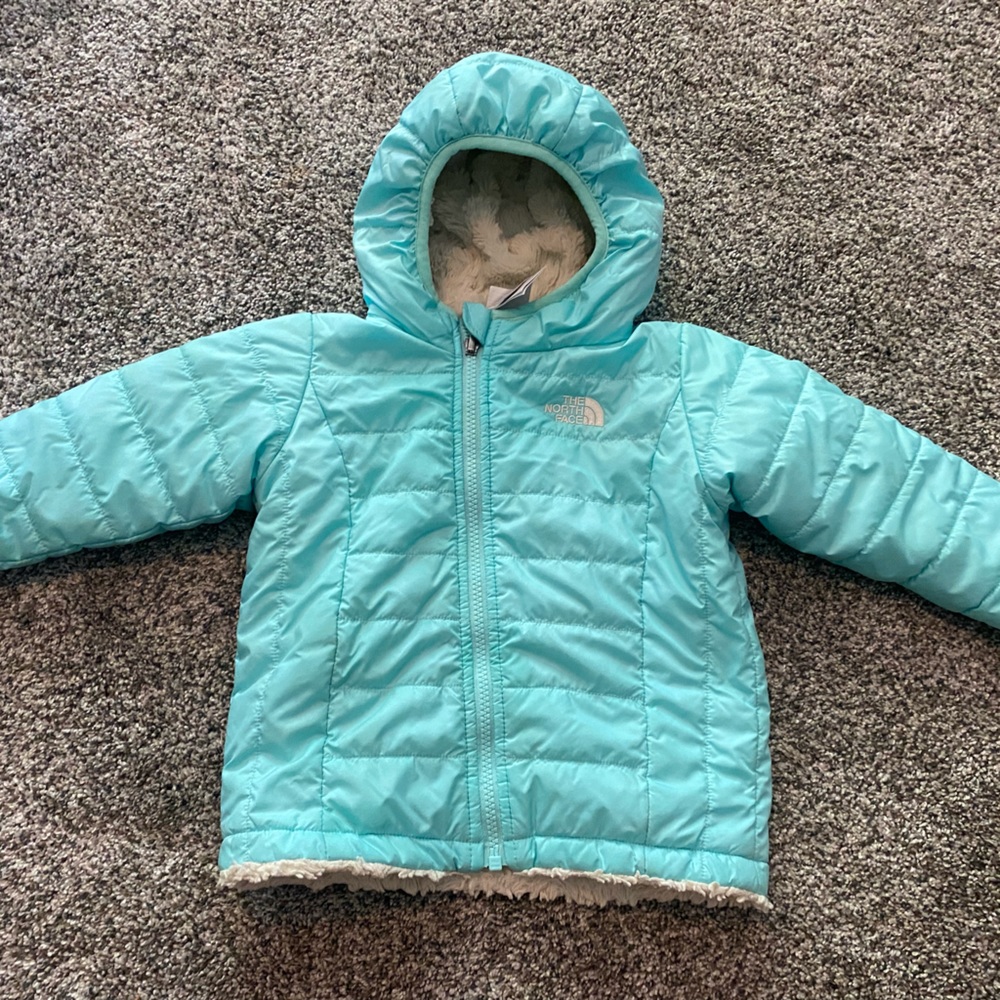 24 month North Face winter coat with Sherpa lining